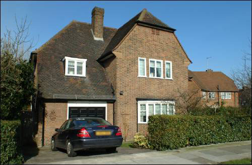 83 Meadway
